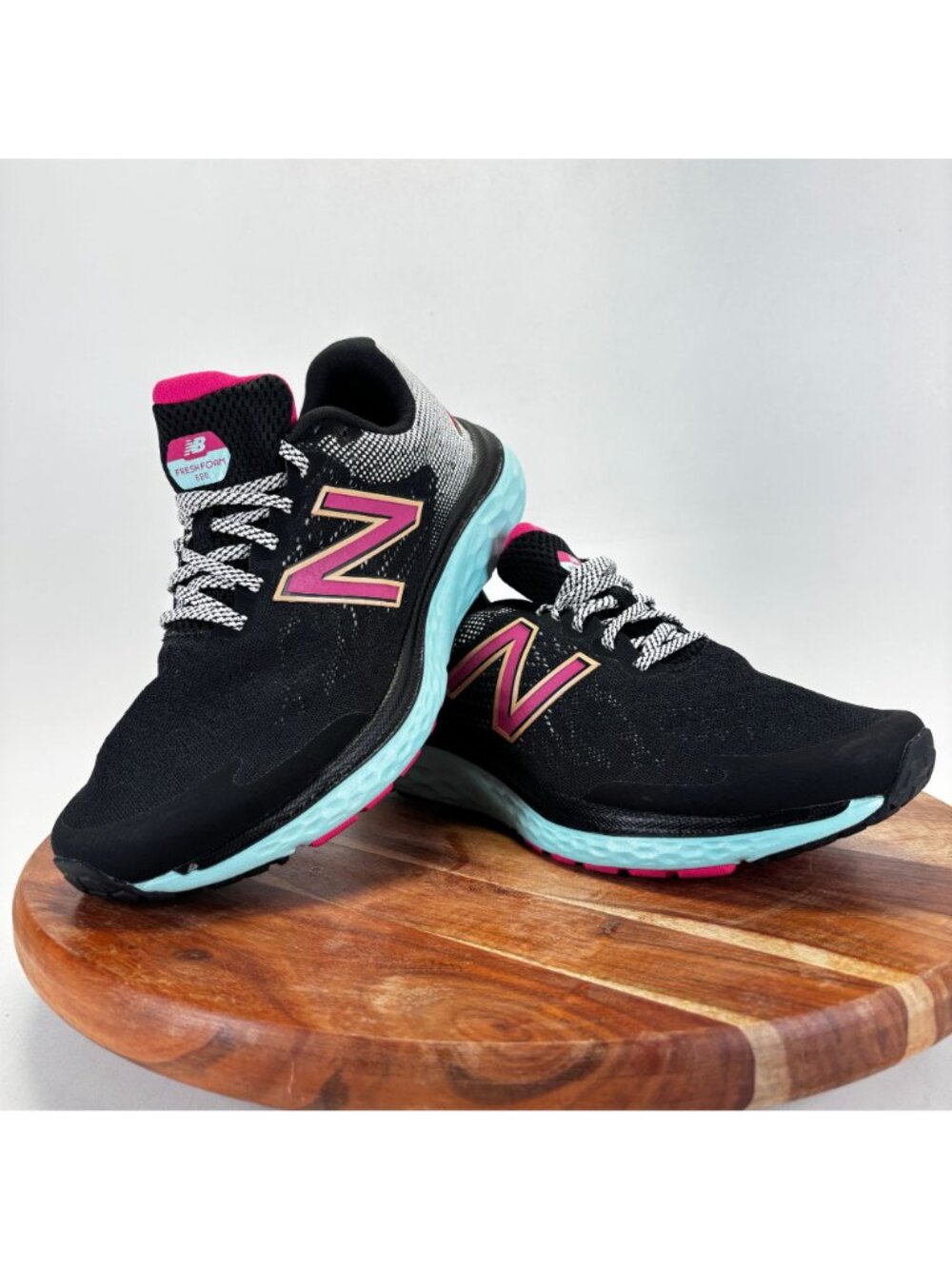 New Balance Womens 9.5 680 V7 Running Shoes W680YF7 Low Top Lace Up Fresh Foam - Picture 8 of 10